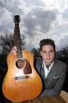 Amsterdam 9 april 2016 
Bijeenkomst van deelnemers aan het eurovision songfestival in het vondelpark.
Douwe Bob is de nederlandse inzending.