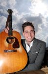 Amsterdam 9 april 2016 
Bijeenkomst van deelnemers aan het eurovision songfestival in het vondelpark.
Douwe Bob is de nederlandse inzending.