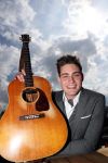 Amsterdam 9 april 2016 
Bijeenkomst van deelnemers aan het eurovision songfestival in het vondelpark.
Douwe Bob is de nederlandse inzending.