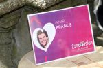 Amsterdam 9 april 2016 
Bijeenkomst van deelnemers aan het eurovision songfestival in het vondelpark.
Douwe Bob is de nederlandse inzending.
