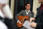 Amsterdam 9 april 2016 
Bijeenkomst van deelnemers aan het eurovision songfestival in het vondelpark.
Douwe Bob is de nederlandse inzending.