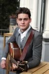 Amsterdam 9 april 2016 
Bijeenkomst van deelnemers aan het eurovision songfestival in het vondelpark.
Douwe Bob is de nederlandse inzending.