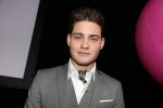 Amsterdam 9 april 2016 
Bijeenkomst van deelnemers aan het eurovision songfestival in het vondelpark.
Douwe Bob is de nederlandse inzending.