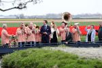 Lisse 9 april 2016
Doop van tulip Estavana Polman in de keukenhof. Estavana is de nieuwe vriendin van Rafael v d Vaart. Haar ouders zijn ook aanwezig.
