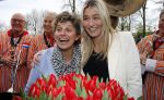 Lisse 9 april 2016
Doop van tulip Estavana Polman in de keukenhof. Estavana is de nieuwe vriendin van Rafael v d Vaart. Haar ouders zijn ook aanwezig.