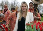 Lisse 9 april 2016
Doop van tulip Estavana Polman in de keukenhof. Estavana is de nieuwe vriendin van Rafael v d Vaart. Haar ouders zijn ook aanwezig.
