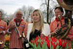 Lisse 9 april 2016
Doop van tulip Estavana Polman in de keukenhof. Estavana is de nieuwe vriendin van Rafael v d Vaart. Haar ouders zijn ook aanwezig.