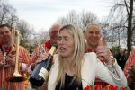 Lisse 9 april 2016
Doop van tulip Estavana Polman in de keukenhof. Estavana is de nieuwe vriendin van Rafael v d Vaart. Haar ouders zijn ook aanwezig.