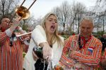 Lisse 9 april 2016
Doop van tulip Estavana Polman in de keukenhof. Estavana is de nieuwe vriendin van Rafael v d Vaart. Haar ouders zijn ook aanwezig.