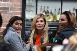 Amsterdam 9 april 2016 
Estelle Cruijff met vriendinnen op terras.