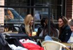Amsterdam 9 april 2016 
Estelle Cruijff met vriendinnen op terras.