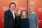Amsterdam  3 april 2016
Premiere musical Sky in het Amsterdam theater.
Frits Sissing met vrouw en kinderen