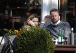 Amsterdam 17 maart 2016.
Georgina Verbaan en Patrick Martens op terras in Amsterdam.