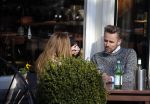 Amsterdam 17 maart 2016.
Georgina Verbaan en Patrick Martens op terras in Amsterdam.