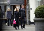 Amsterdam 21 maart 2016 
Gigi Ravelli met haar vriend Roger Hodenius op de cornelis schuytstraat