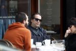 Amsterdam 14 april 2016
Hans Teeuwen met zijn vriendin en een kennis op terras.
