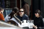 Amsterdam 14 april 2016
Hans Teeuwen met zijn vriendin en een kennis op terras.