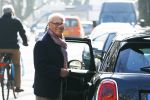 Amsterdam 12 maart 2016 
Joop Braakhekke met zijn mini cooper in Amsterdam zuid.