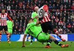 Eindhoven, 20 Maart 2016 Kompetitiewedstrijd PSV-AJAX, eindstand 0-2
Jurgen Locadia  in duel met Joel Veltman