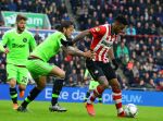 Eindhoven, 20 Maart 2016 Kompetitiewedstrijd PSV-AJAX, eindstand 0-2
Jurgen Locadia  in duel met Mitchell Dijks