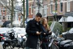 Amsterdam 22 maart 2016 
Kevin Strootman met zijn vriendin Thara Pols op de cornelis schuytstraat