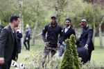 Rotterdam 13 april 2016
Life after Football LAF Voet golf met oa Eljero Elia Najib Amhali Pierre v Hooijdonk Fajah Lourens Joelle Witschge Ramon Beuk Evgeniy Levchencko Michael Mols Romano Denneboom Kahlid Boularouz en de organisatoren Regi Blinker enSoufian Asafiati. Kew Jaliens