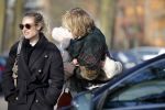 Amsterdam 12 maart 2016 
Lauren Verster met haar nieuwe vriend Jasper Diepeveen en Kimberley Klaver bij de bosbaan.
