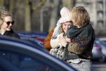 Amsterdam 12 maart 2016 
Lauren Verster met haar nieuwe vriend Jasper Diepeveen en Kimberley Klaver bij de bosbaan.