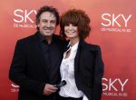 Amsterdam  3 april 2016
Premiere musical Sky in het Amsterdam theater.
Marco Borsato met zijn vrouw Leontine en kinderen Luca Senna en Jada