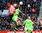 Eindhoven, 20 Maart 2016
Kompetitiewedstrijd PSV-AJAX, eindstand 0-2
Luuk de Jong in duel met Mitchell Dijks