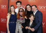 Amsterdam  3 april 2016
Premiere musical Sky in het Amsterdam theater.
Michiel Mol met vriendin Marloes Mens en zijn kinderen