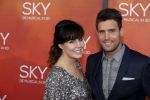 Amsterdam  3 april 2016
Premiere musical Sky in het Amsterdam theater. Nick Schilder met zijn vriendin/vrouw
