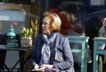 Amsterdam 12 maart 2016 
Nina Brink met dochter kleinzoon en Pieter Storms in Amsterdam zuid.