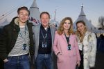 Amsterdam 17 maart 2016
Premiere circus du soleil bij amsterdam arena.
Oos Kesbeke met gezin