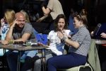 Amsterdam 10 april 2016
Oscar Aerts met zijn zwangere vriendin Jessica en nog een kennis op terras.