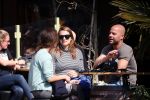 Amsterdam 10 april 2016
Oscar Aerts met zijn zwangere vriendin Jessica en nog een kennis op terras.
