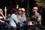 Amsterdam 10 april 2016
Oscar Aerts met zijn zwangere vriendin Jessica en nog een kennis op terras.