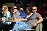 Amsterdam 10 april 2016
Oscar Aerts met zijn zwangere vriendin Jessica en nog een kennis op terras.