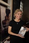 Amsterdam 21 maart 2016 
Boekpresentatie Patricia Snel. ( de pianist) Sandra Schuurhof ontvangt het eerste exemplaar. De presentatie was in hotel de Hallen.