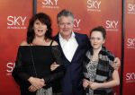 Amsterdam  3 april 2016
Premiere musical Sky in het Amsterdam theater. Porgy Franssen met vrouw en dochter