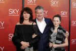 Amsterdam  3 april 2016
Premiere musical Sky in het Amsterdam theater. Porgy Franssen met vrouw en dochter