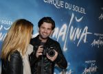 Amsterdam 17 maart 2016
Premiere circus du soleil bij amsterdam arena.
Ruud Feltkamp en partner Michelle met Canon kamera