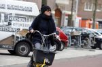 Amsterdam 31 maart 2016 
Susan Visser op de fiets in Amsterdam.