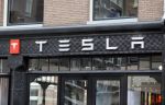 Amsterdam 21 oktober 2015
Tesla auto aan de stekker