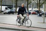 Amsterdam 20 maart 2016 
Wim Kieft op de fiets in Amsterdam rivierenbuurt