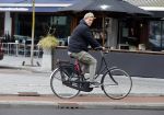 Amsterdam 20 maart 2016 
Wim Kieft op de fiets in Amsterdam rivierenbuurt