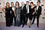 Hilversum 6 maart 2017
Uitreiking Buma awards in studio 21. Blof met hun dames. Paskal jacobsen Norman Bonink Peter Slager en Bas Kennis met hun vrouwen