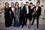 Hilversum 6 maart 2017
Uitreiking Buma awards in studio 21. Blof met hun dames. Paskal jacobsen Norman Bonink Peter Slager en Bas Kennis met hun vrouwen