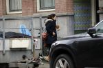 Amsterdam 1 maart 2017 
Caro Emerald op haar fiets bij haar huis