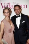 Amsterdam 13 maart 2017
Premiere het verlangen met in de hoofdrollen Chantal Janzen Gijs Naber en Alex Klaassen. Chantal met man marco